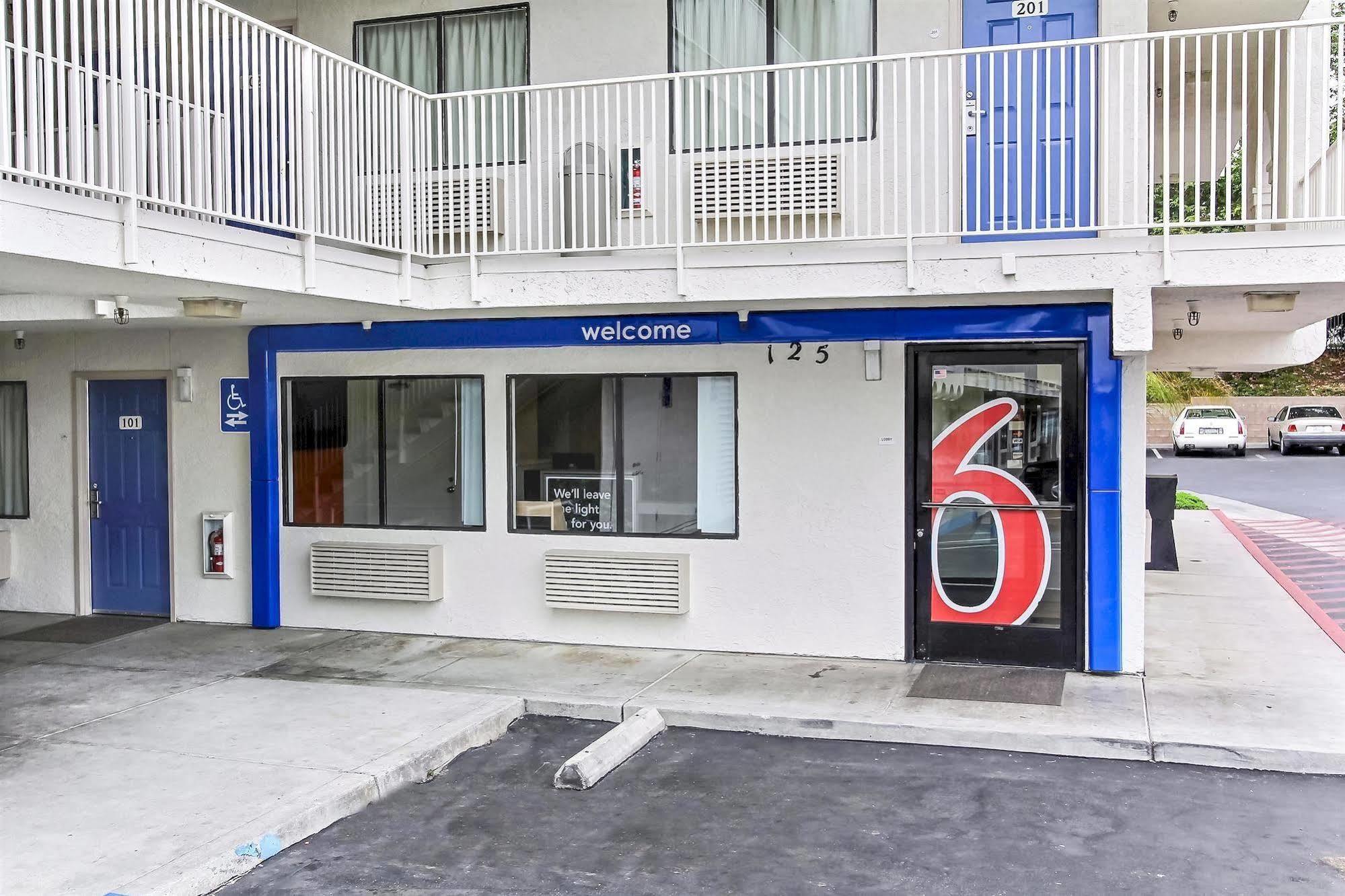 Motel 6-Watsonville, Ca - Monterey Area Εξωτερικό φωτογραφία