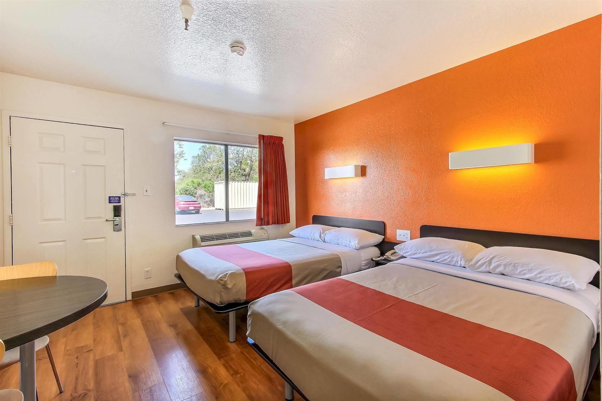 Motel 6-Watsonville, Ca - Monterey Area Εξωτερικό φωτογραφία