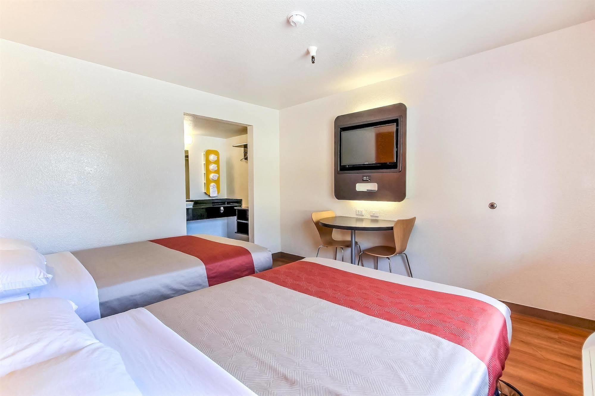 Motel 6-Watsonville, Ca - Monterey Area Εξωτερικό φωτογραφία