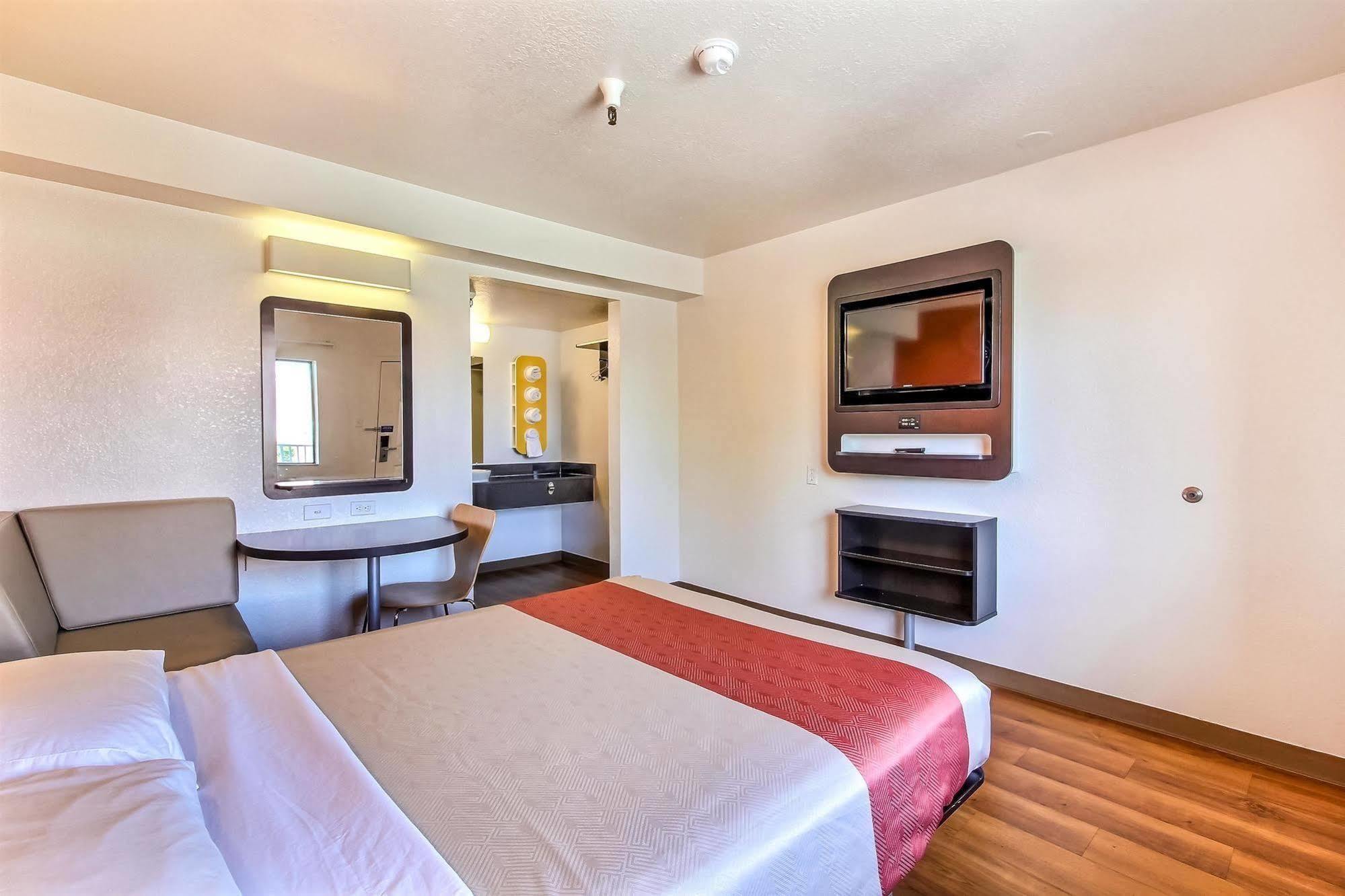Motel 6-Watsonville, Ca - Monterey Area Εξωτερικό φωτογραφία